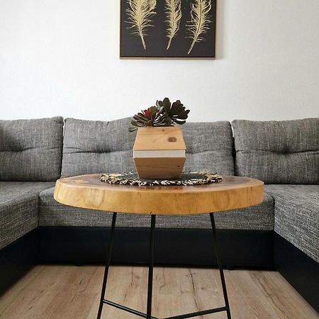2 Bedroom Apartment Ljubica Sinj Zewnętrze zdjęcie