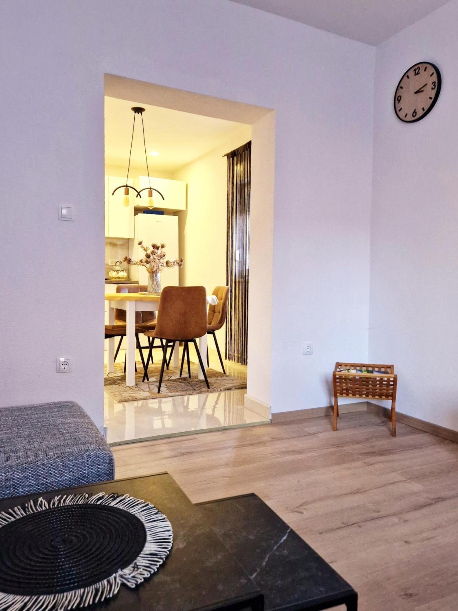 2 Bedroom Apartment Ljubica Sinj Zewnętrze zdjęcie