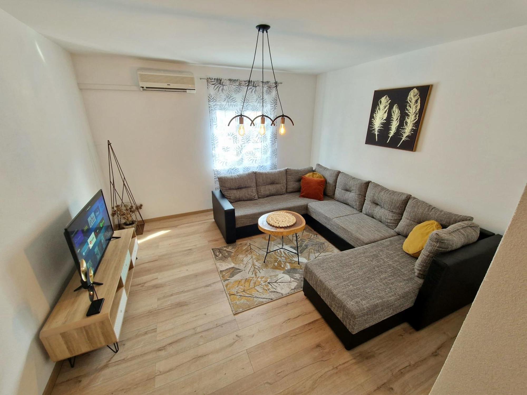 2 Bedroom Apartment Ljubica Sinj Zewnętrze zdjęcie