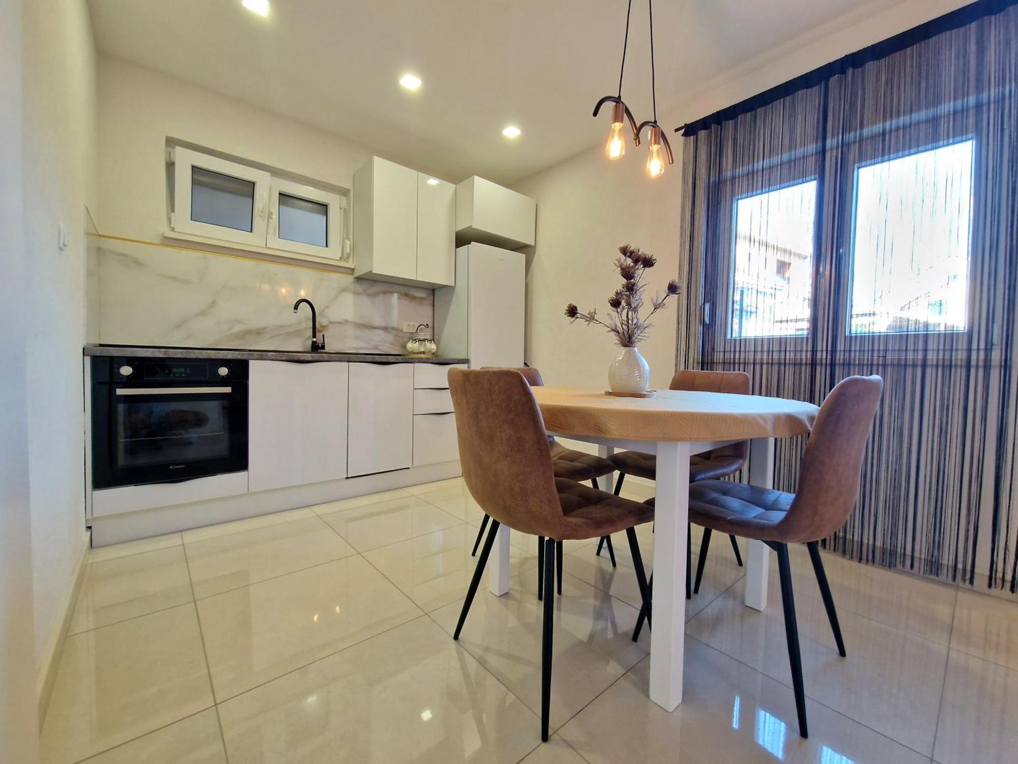 2 Bedroom Apartment Ljubica Sinj Zewnętrze zdjęcie